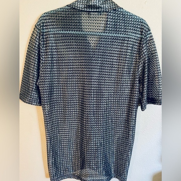 🌟HP🌟SILVER METALLIC OPEN KNIT CHAIN LOOK Vintage Pop Icon Mens Shirt Concert - Picture 10 of 12
